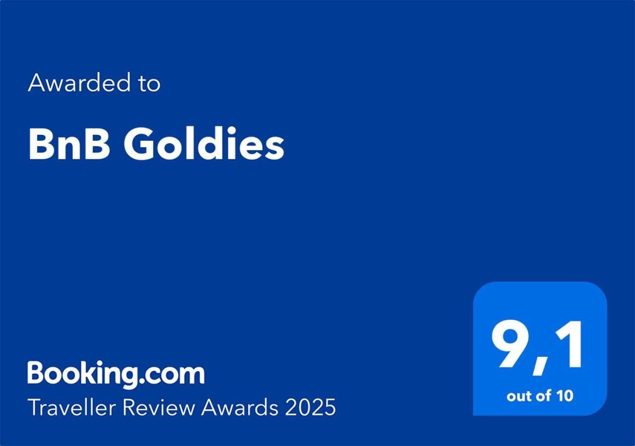 Bnb Goldies ไอนด์โฮเวน ภายนอก รูปภาพ